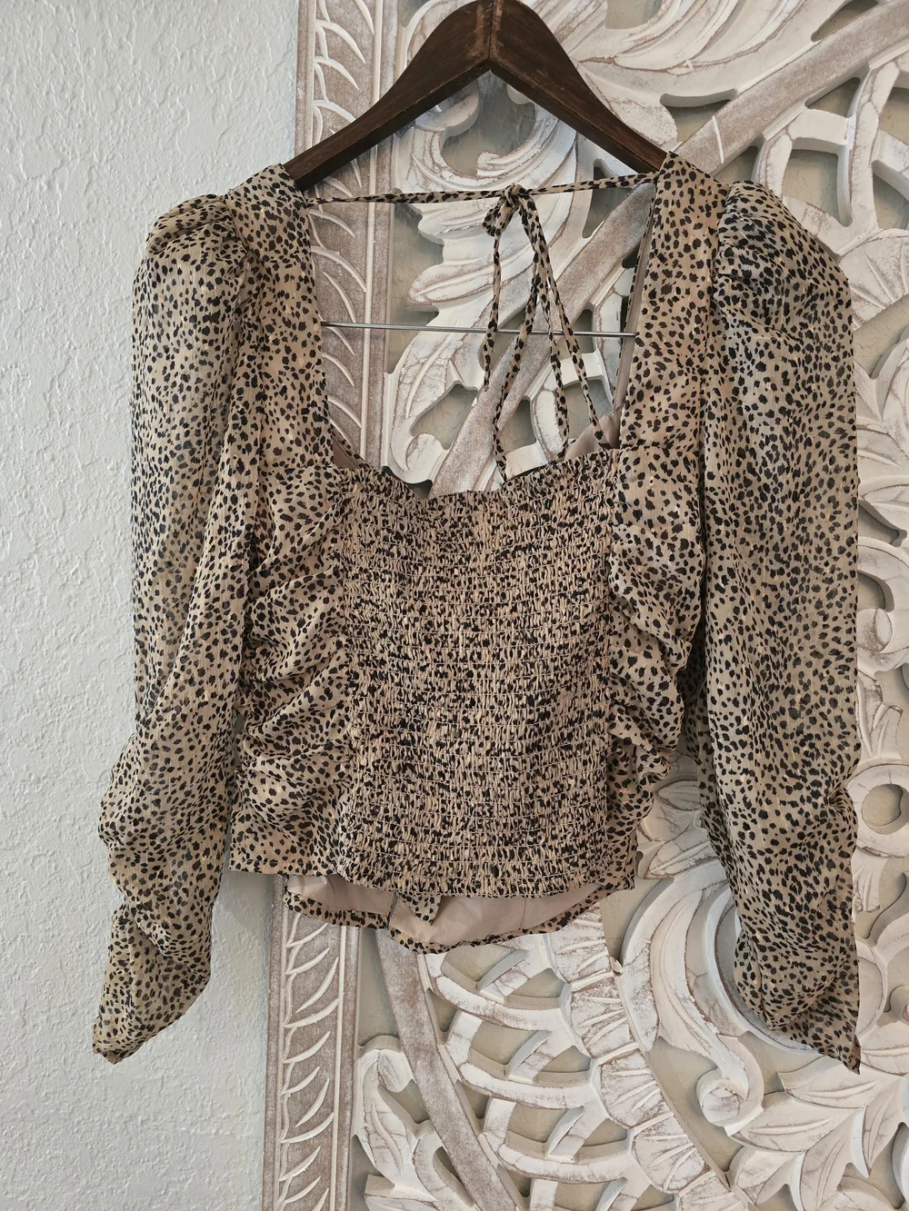 ASTR The Label Women’s Colima Top Gold Animal Print Ruched Puff Sleeve Crop S